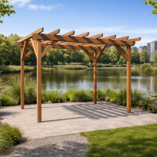 Grande pergola en bois avec appuis en sciage pour aménagement extérieur dans les espaces publics
