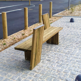 Banc en bois pour aménagement extérieur dans les espaces publics