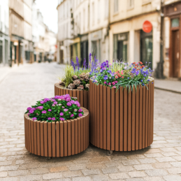 Bac à fleurs LISA en bois pour aménagement extérieur dans les espaces publics