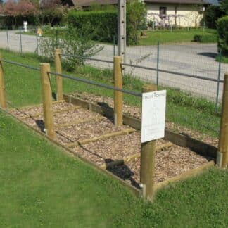 Atelier en bois pour parcours de santé en extérieur.